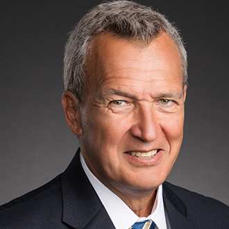 Guillermo Arce profile