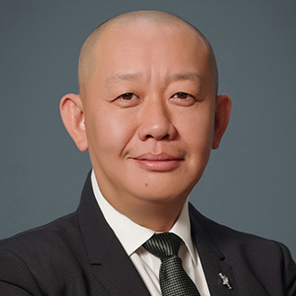Guillermo Arce profile